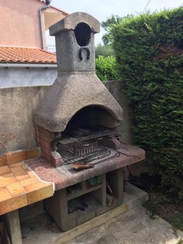 Apartamento Le Carabiol Saint Julien Les Rosiers Exterior foto